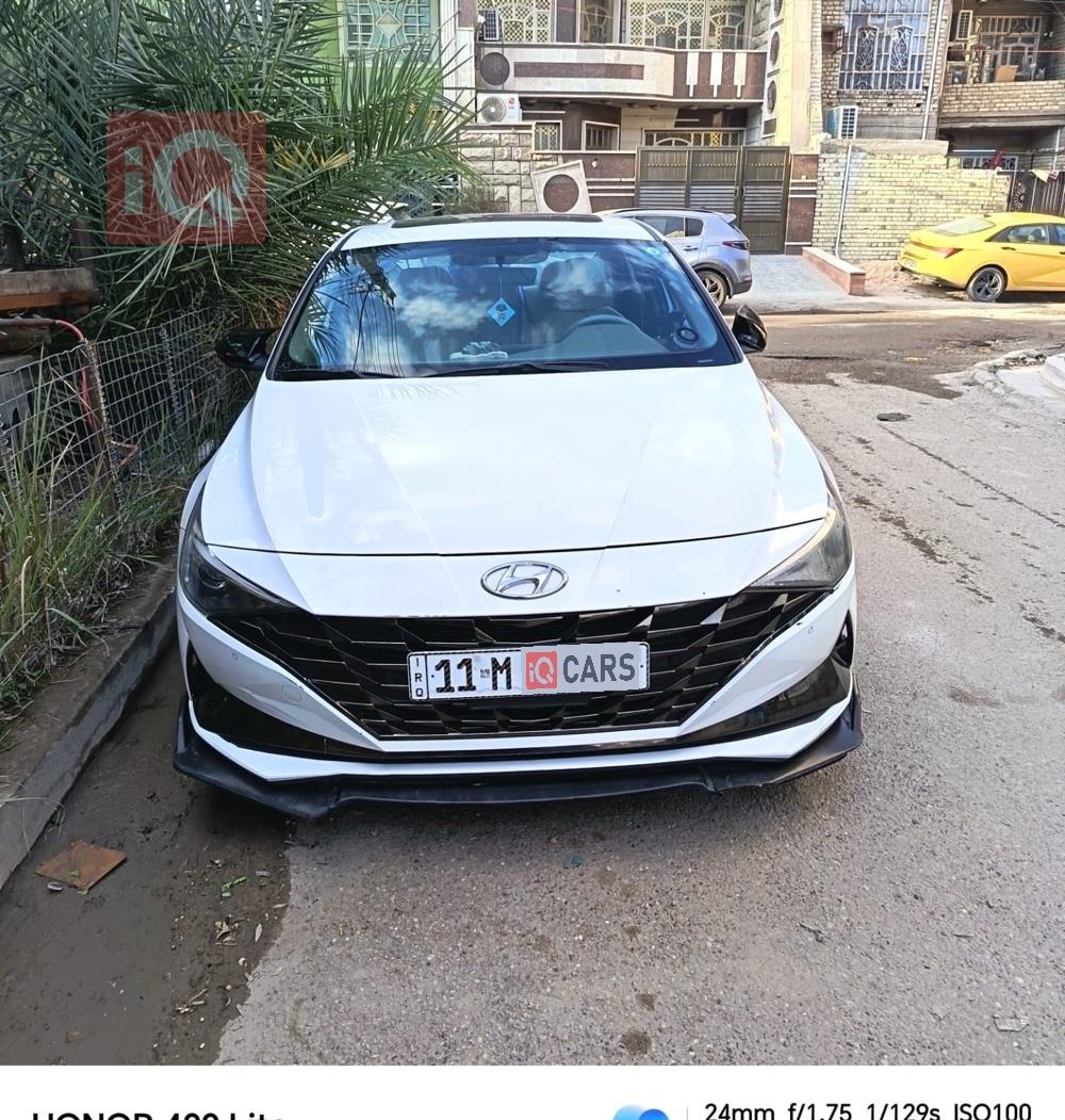 هیۆندای ئەلەنترا